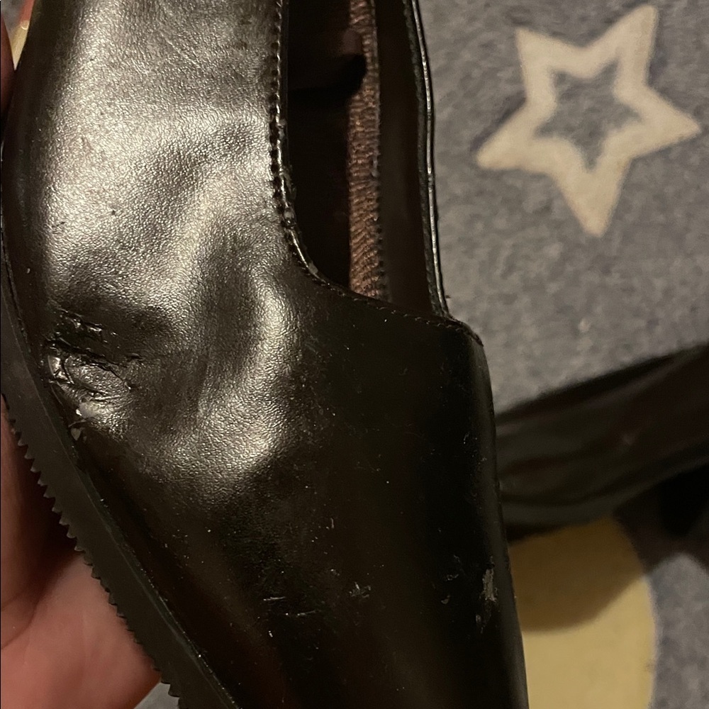 Elegant Brown Leather Heels - Picture 2 of 3
